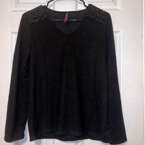 Vince Camuto Black Long Sleeve Cashmere Womans medium  Sweater V-neck with lace